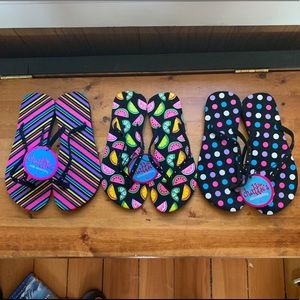 NWT 3 pairs Chatties Girls size XL/4-5 flip flops